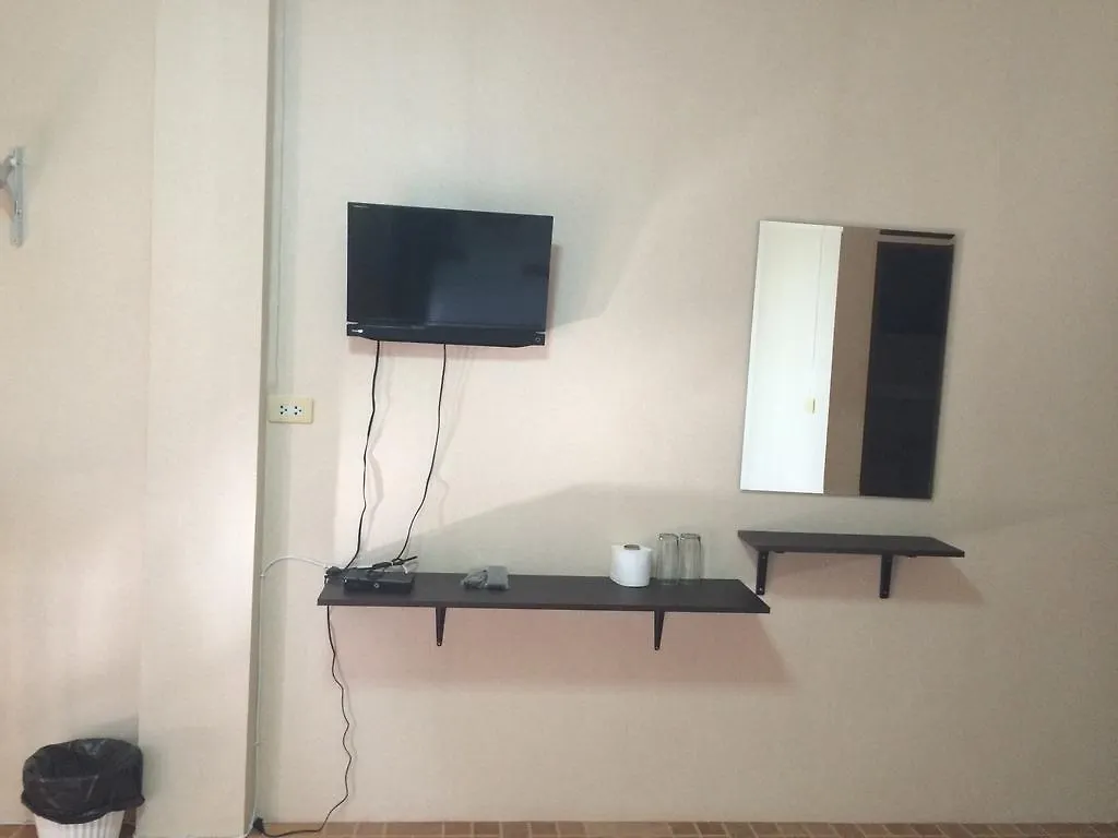 **  Lanta Riviera Mansion Aparthotel Ko Lanta Thaiföld