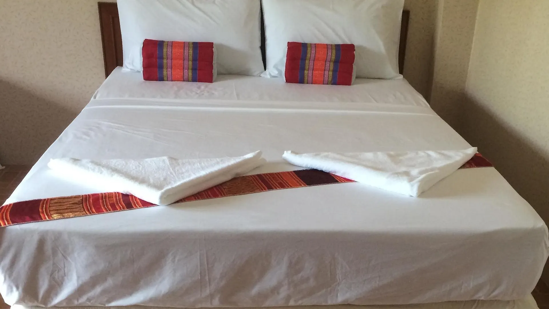 Lanta Riviera Mansion Aparthotel Koh Lanta